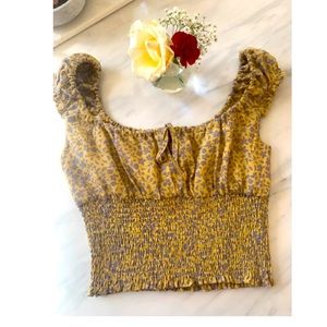 New Never Worn Super cute yellow and lavender top